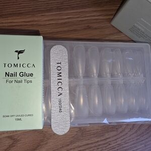 Clear Nail Tips & Nail Glue Kit